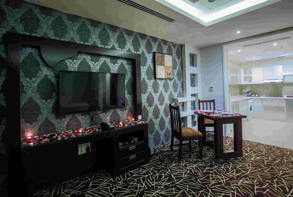 Rest Night Serviced Apartments- Alhamra Riyadh Exterior photo A suite at the hotel
