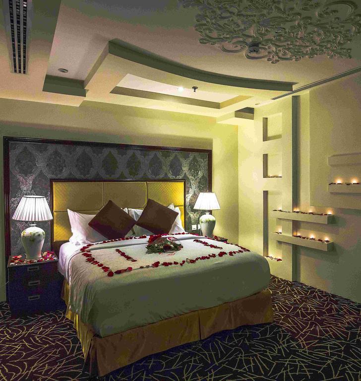 Rest Night Serviced Apartments- Alhamra Riyadh Exterior photo A bedroom at the hotel